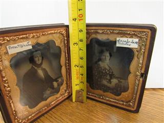 ANTIQUE Twin daguerreotypes in a double gutta percha frame